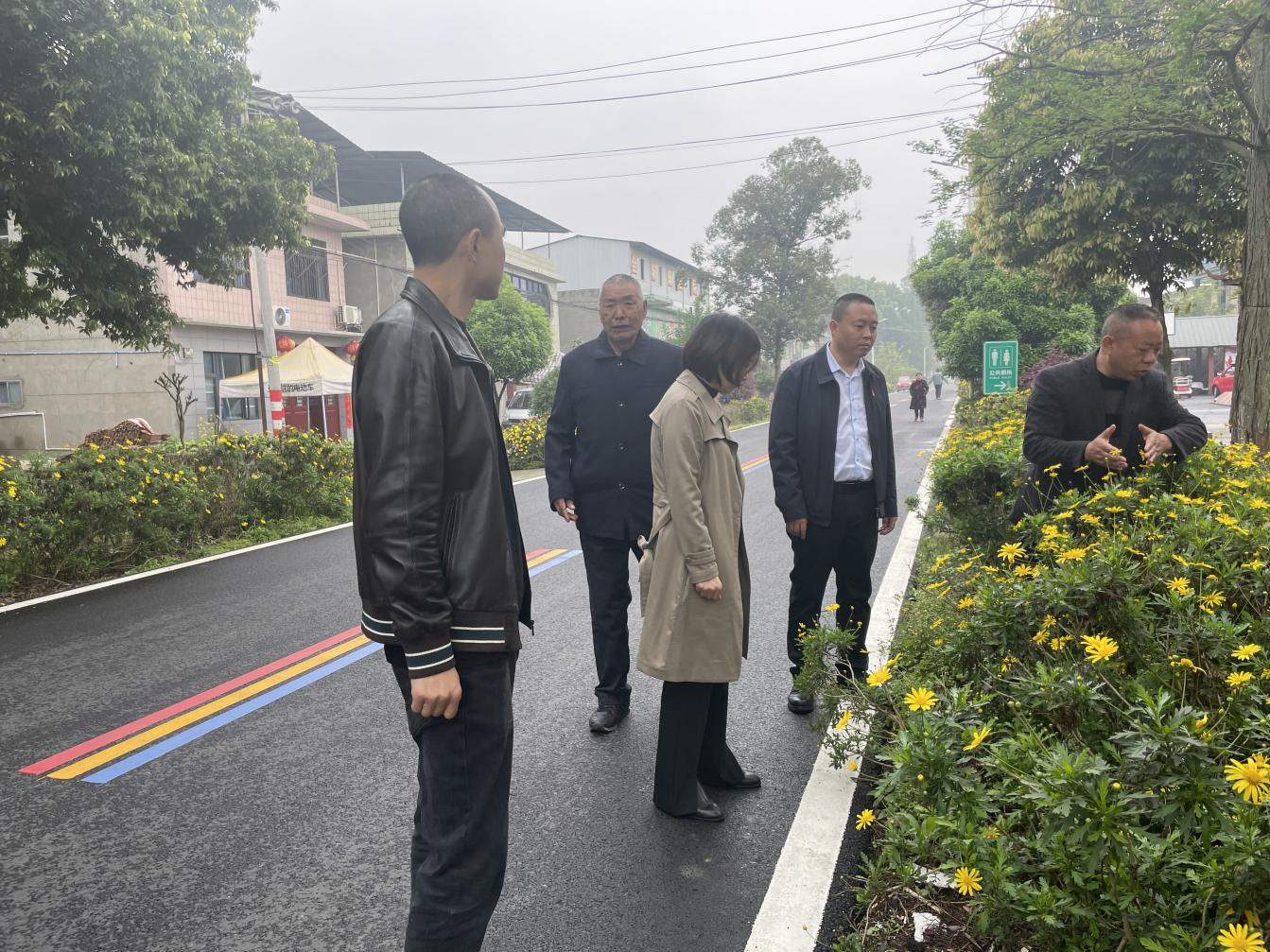 青神縣城市投資有限責(zé)任公司 持續(xù)開(kāi)展直接聯(lián)系服務(wù)群眾工作